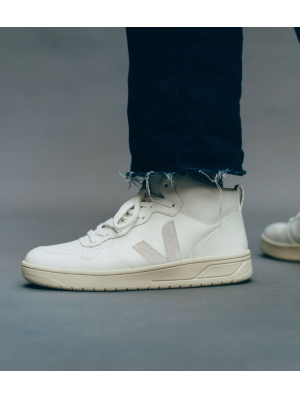 VEJA V 15 LEATHER W´SHOE WHT/NATURAL